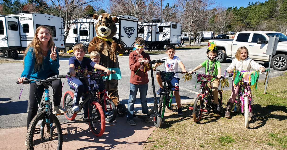 Pedal into Fun: Bicycle Safety Tips at Jellystone Park™